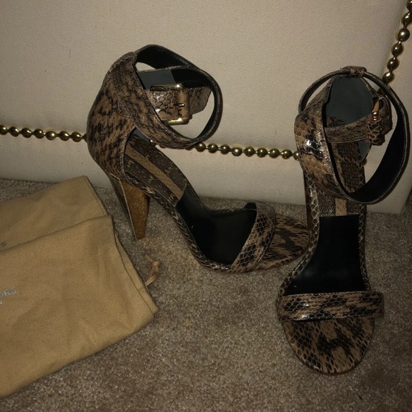 Shoes - Picture 2 of 5